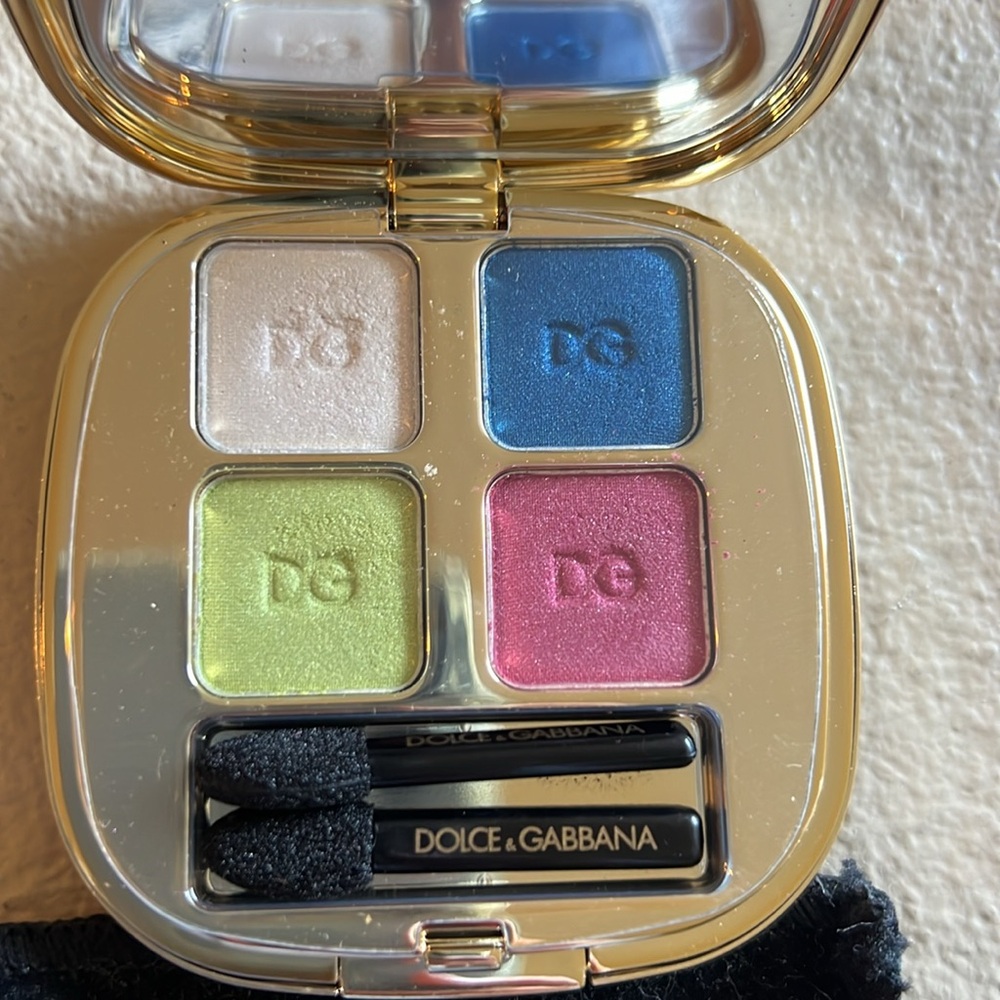 Dolce & Gabbana eyeshadow quad palette - Picture 3 of 6